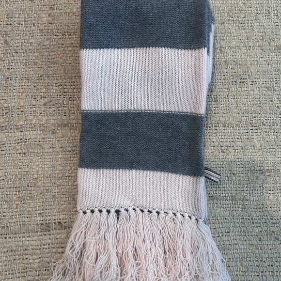 Burberry Accessories - Burberry Soft Pink and Gray 100% Cashmere Winter Scarf